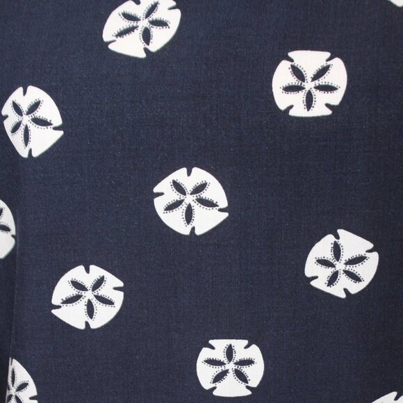 Kaari Blue Sand Dollar Print Navy and White Sleeveless Top - Picture 3 of 13